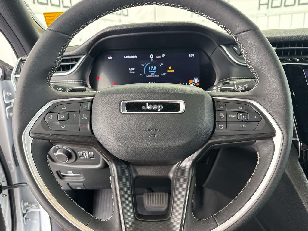 2025 Jeep Grand Cherokee Altitude