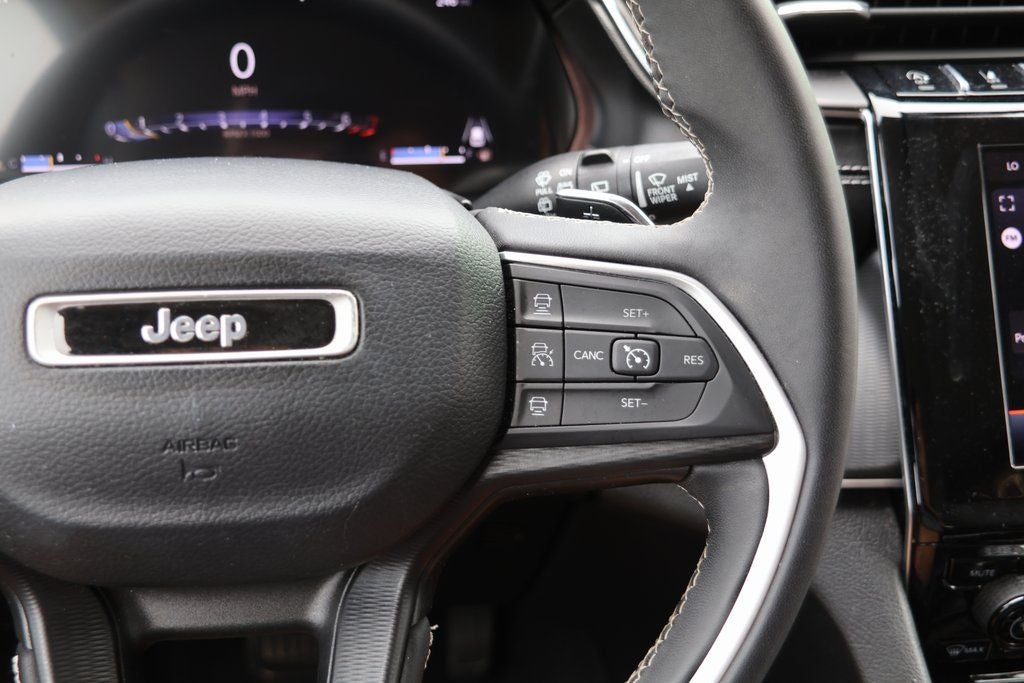 2023 Jeep Grand Cherokee L Laredo