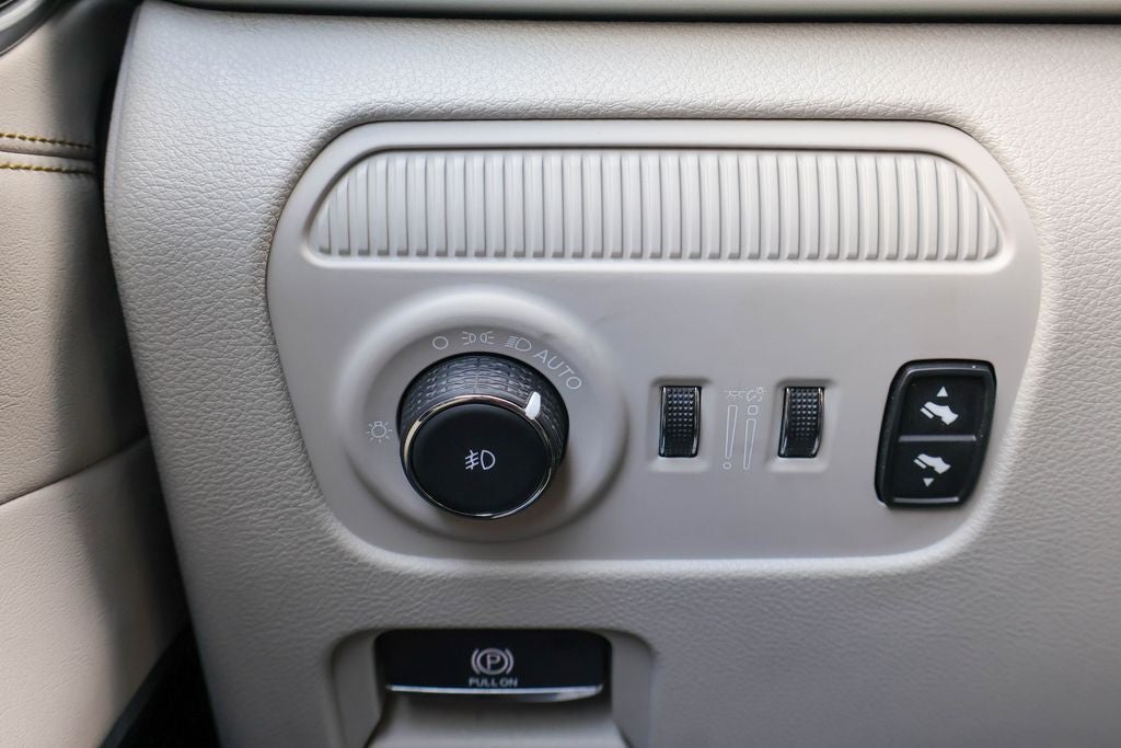 2024 Jeep Wagoneer L Series II