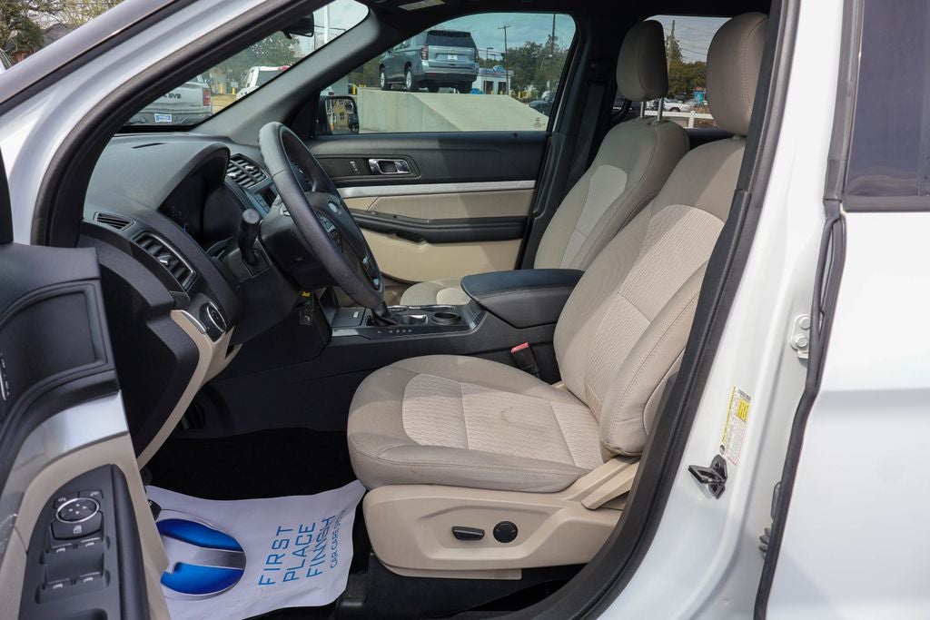 2019 Ford Explorer Base