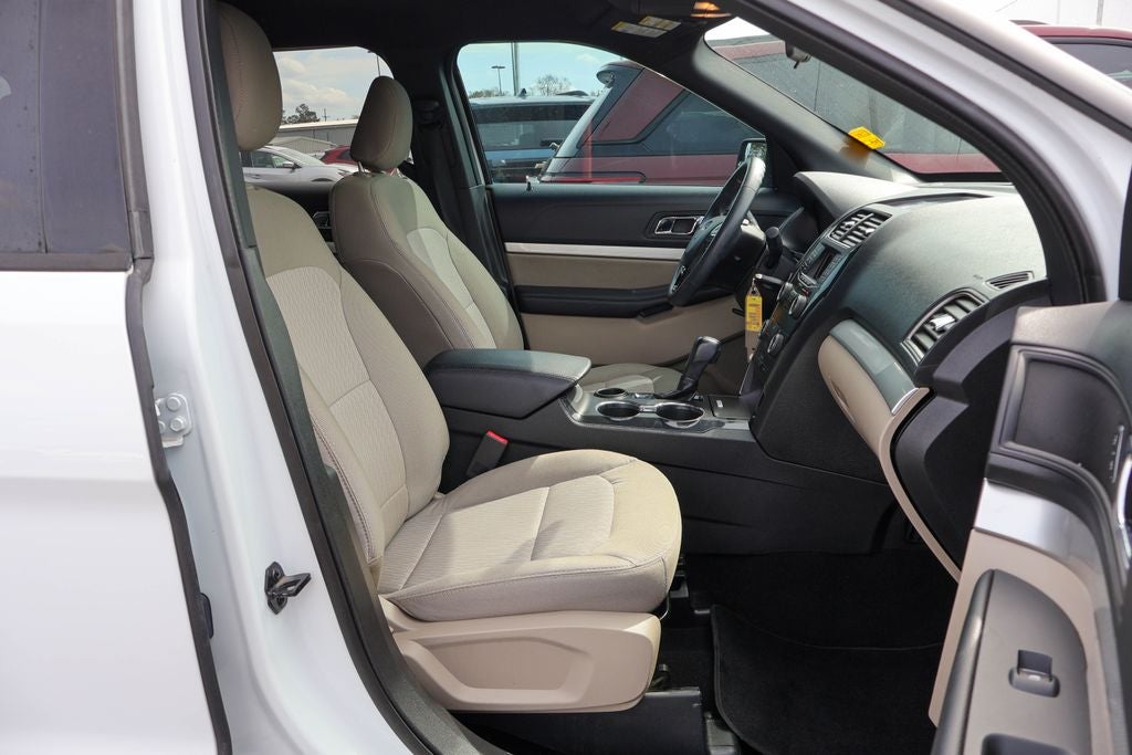 2019 Ford Explorer Base