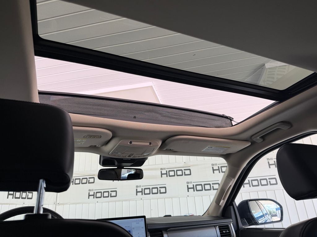 2022 Ford Expedition Max XLT