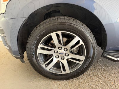 2022 Ford Expedition Max XLT