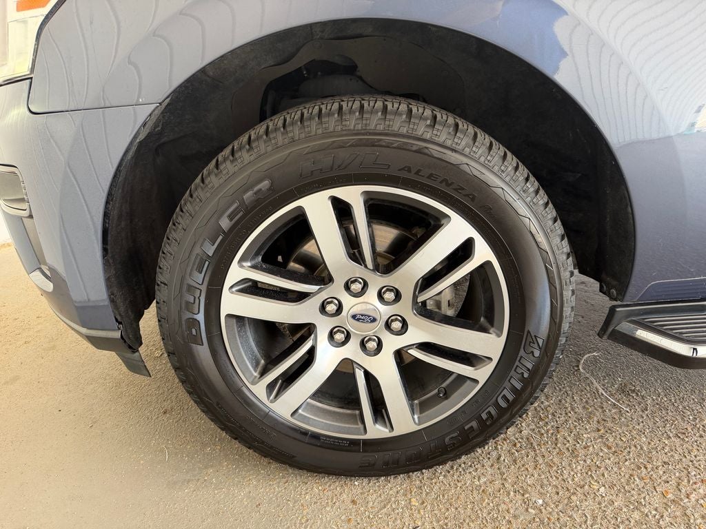 2022 Ford Expedition Max XLT