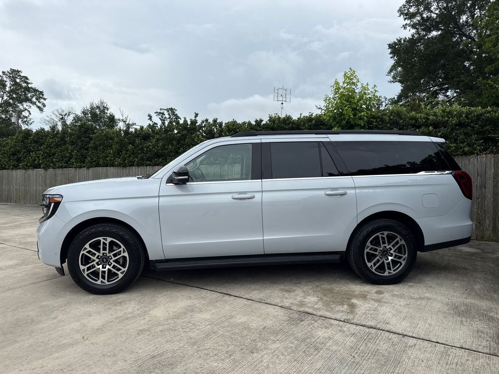 2025 Ford Expedition Max Active