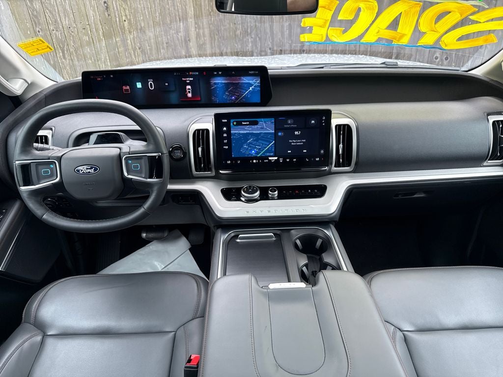 2025 Ford Expedition Max Active