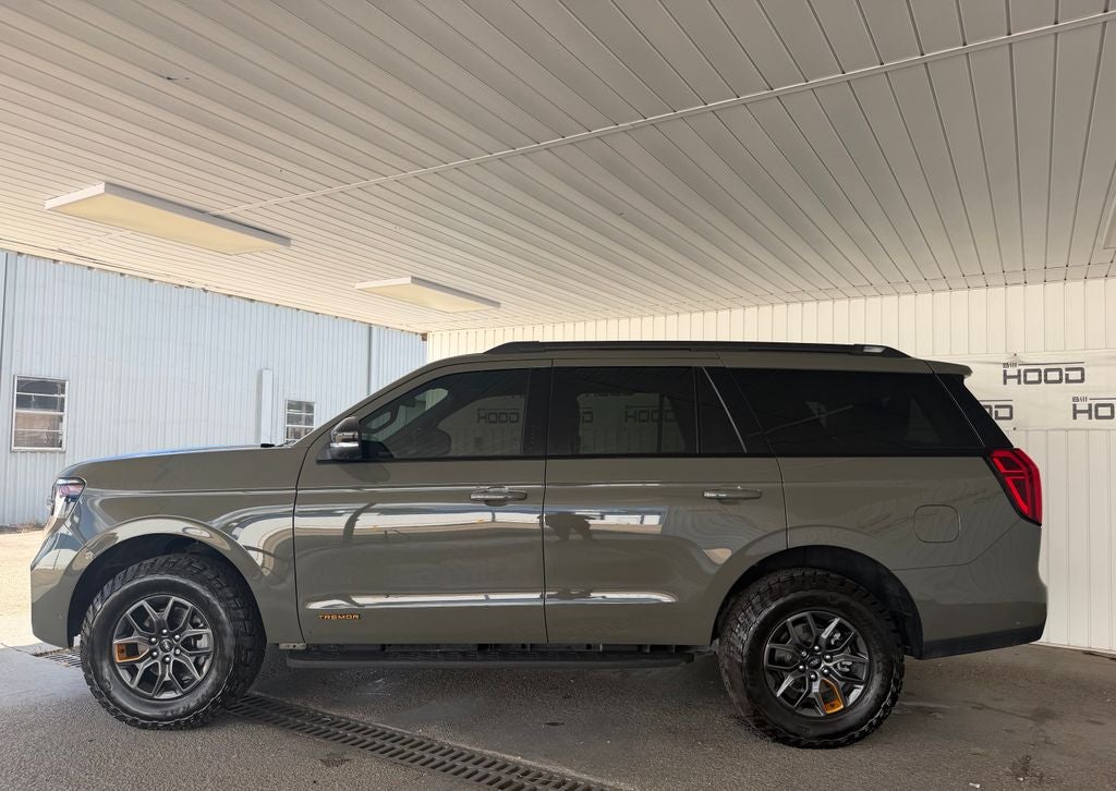 2025 Ford Expedition Tremor