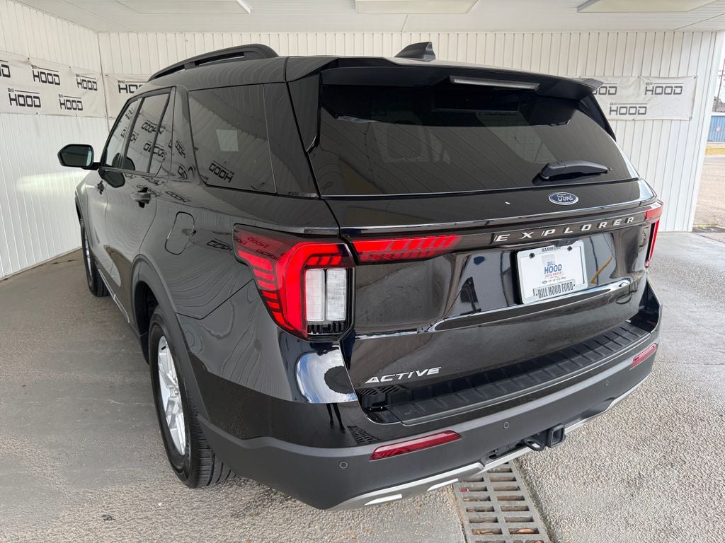 2025 Ford Explorer Active