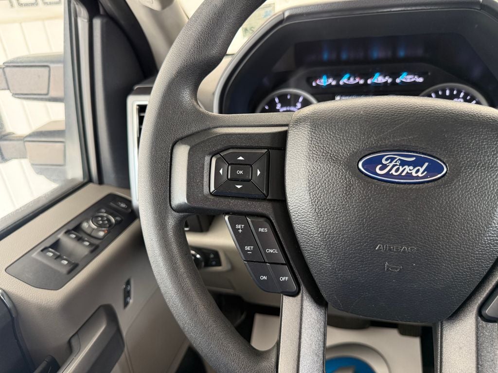 2022 Ford F-350SD XLT