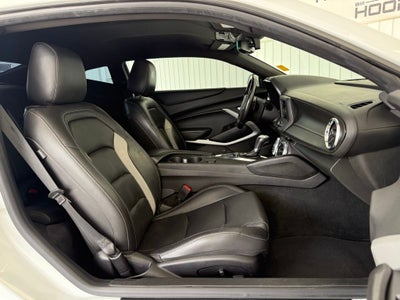 2020 Chevrolet Camaro 2LT 2LT