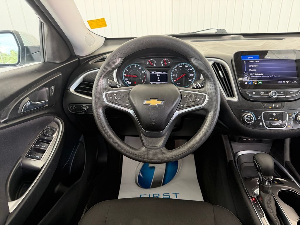 2022 Chevrolet Malibu LS 1FL