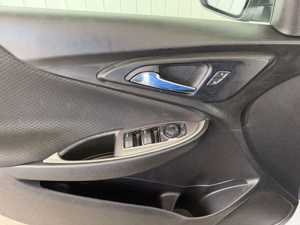 2022 Chevrolet Malibu LS 1FL
