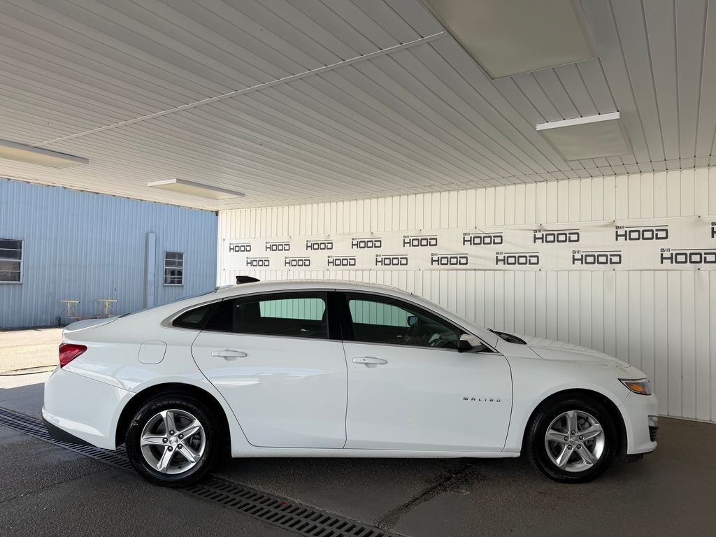 2022 Chevrolet Malibu LS 1FL