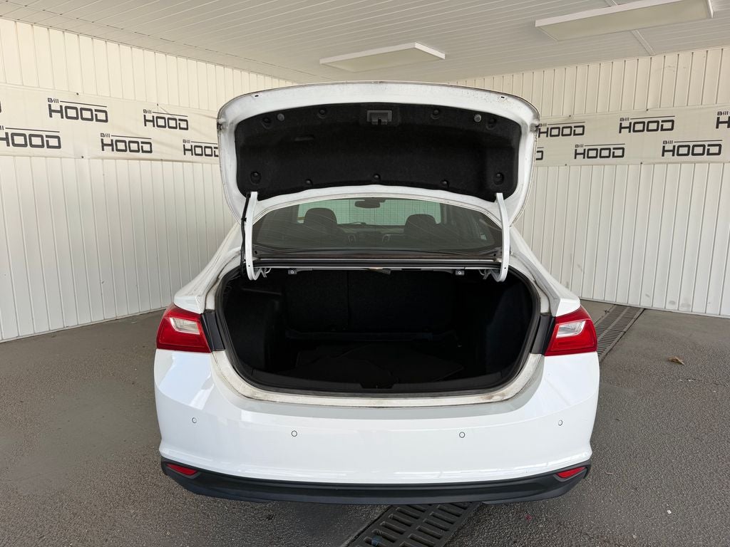 2022 Chevrolet Malibu LS 1FL