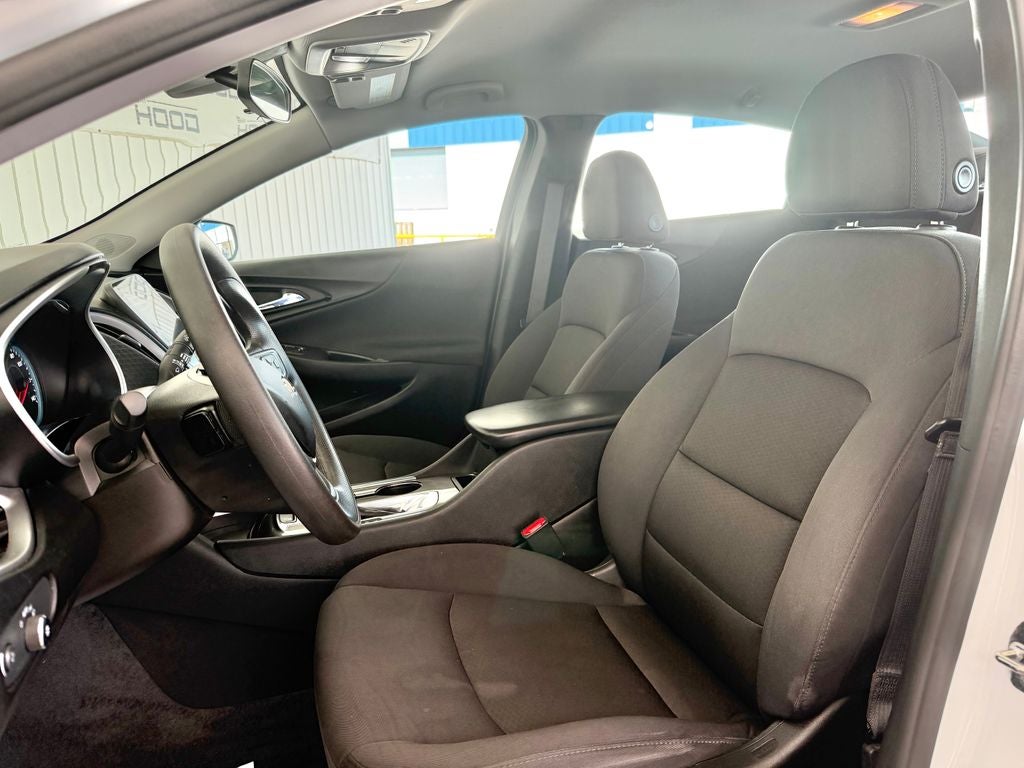 2022 Chevrolet Malibu LS 1FL