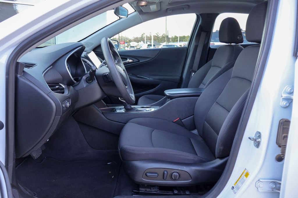 2023 Chevrolet Malibu LT 1LT