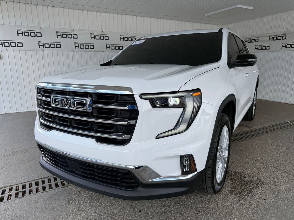 2024 GMC Acadia Elevation
