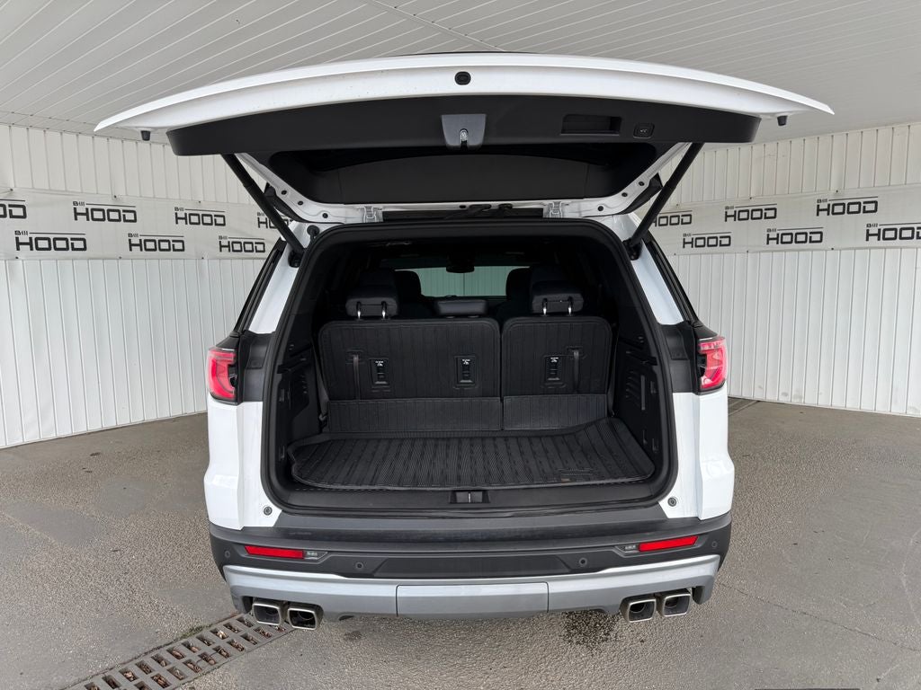2024 GMC Acadia Elevation