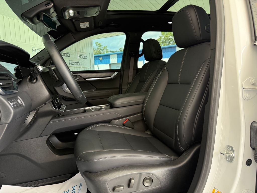2024 GMC Acadia Elevation
