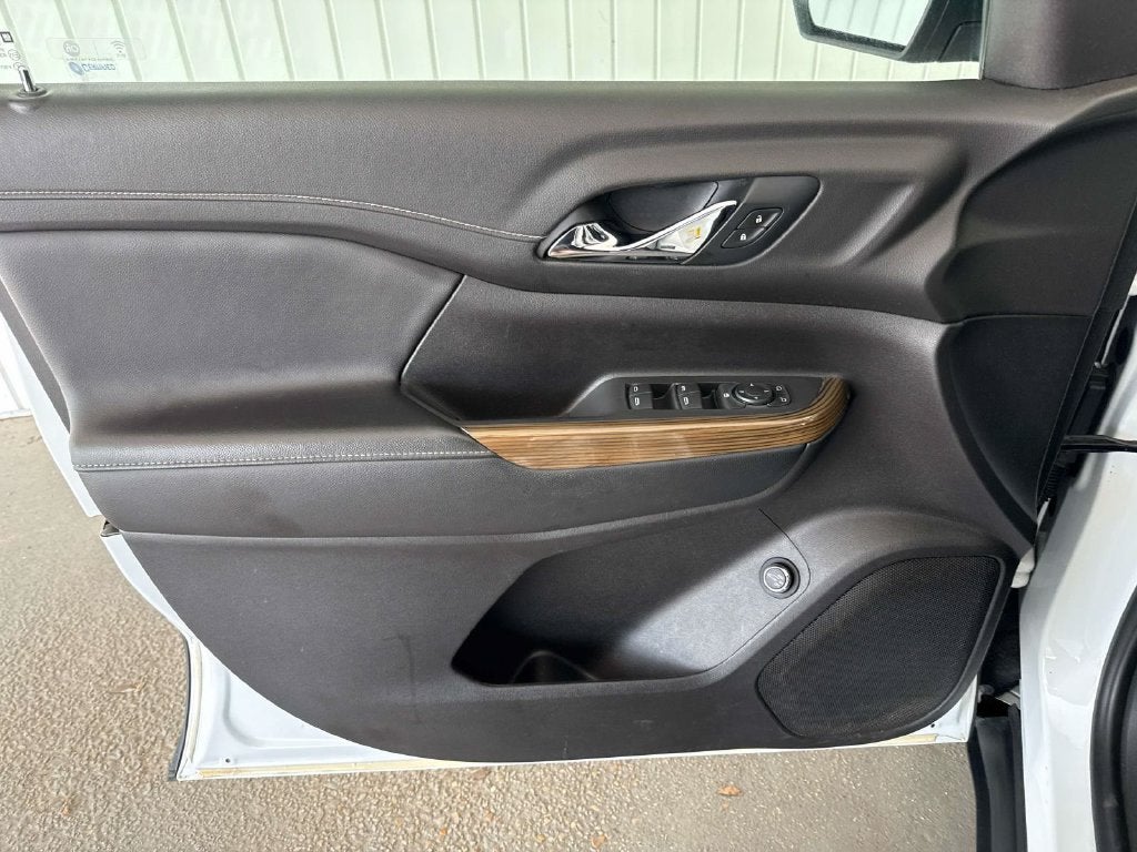 2021 GMC Acadia SLE