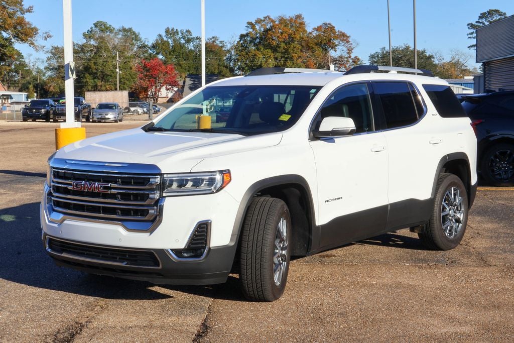 2023 GMC Acadia SLT