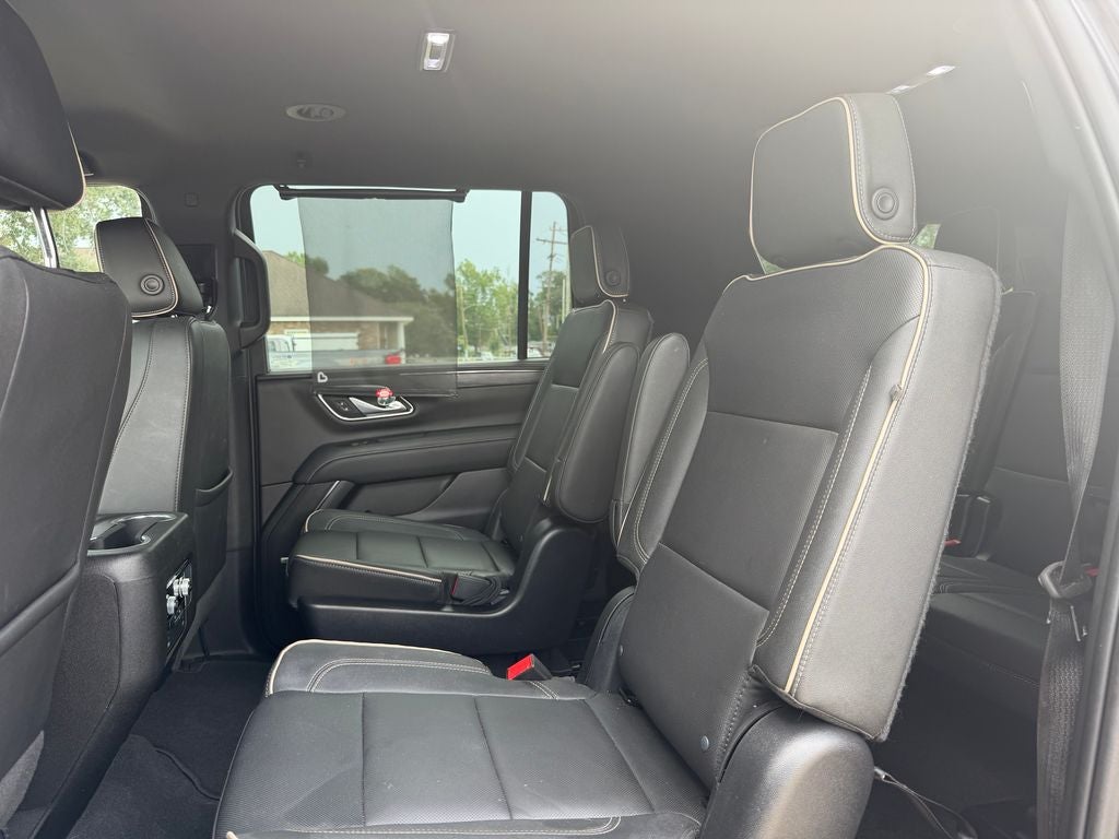 2023 GMC Yukon XL SLT