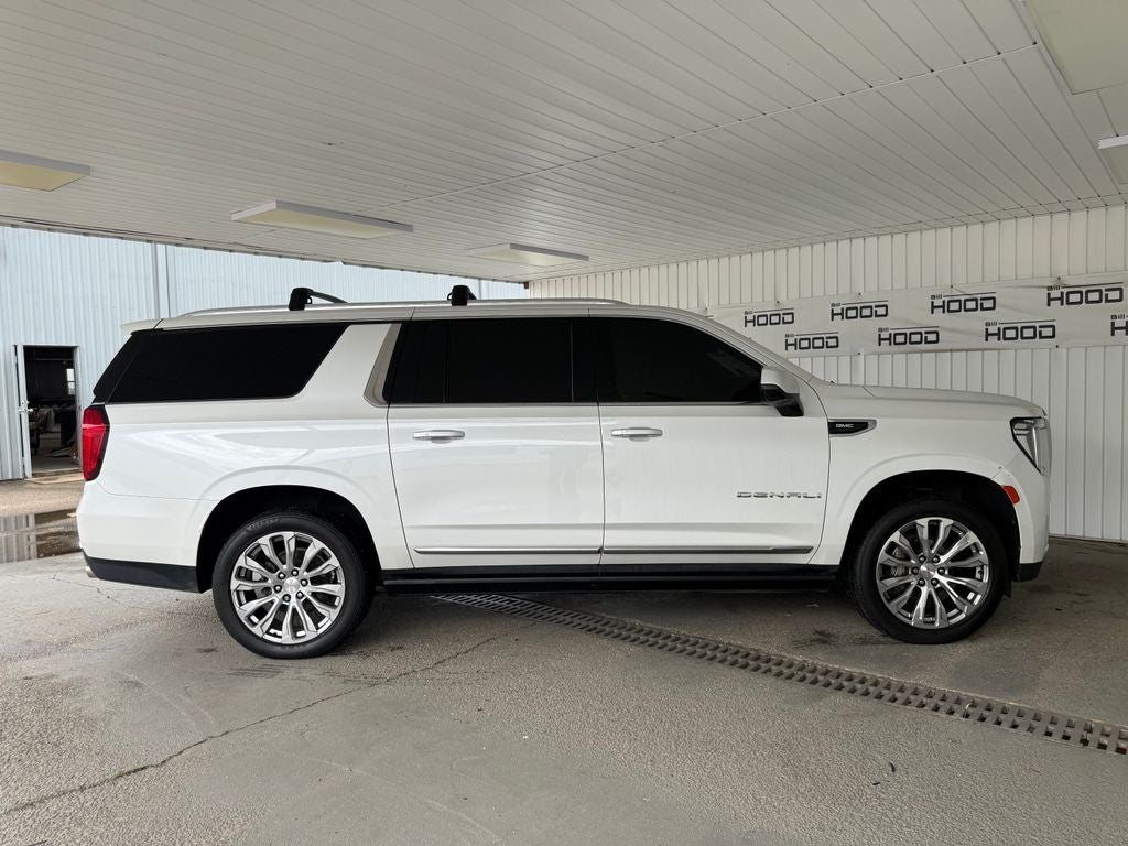 2022 GMC Yukon XL Denali