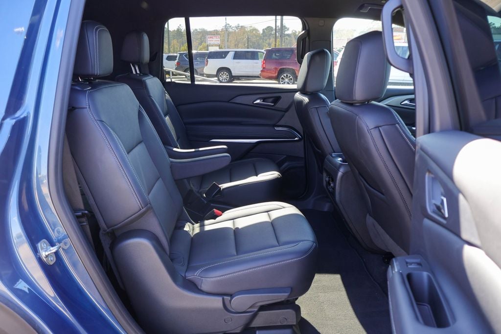 2025 Chevrolet Traverse LT 2LT