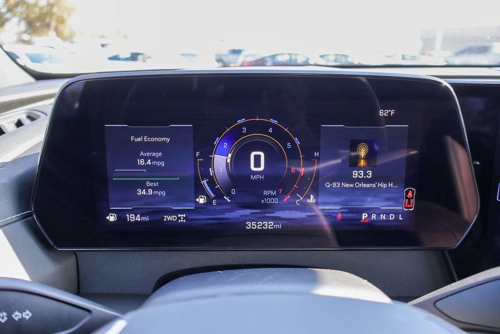 2025 Chevrolet Traverse LT 2LT