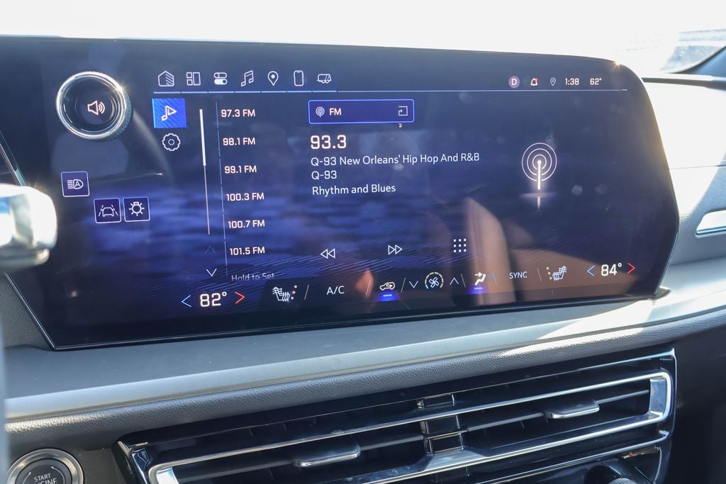 2025 Chevrolet Traverse LT 2LT