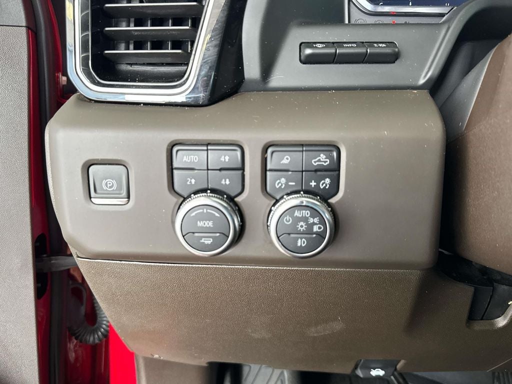 2024 GMC Sierra 2500HD Denali