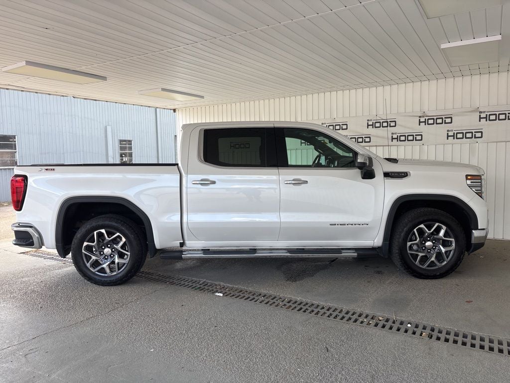 2022 GMC Sierra 1500 SLT