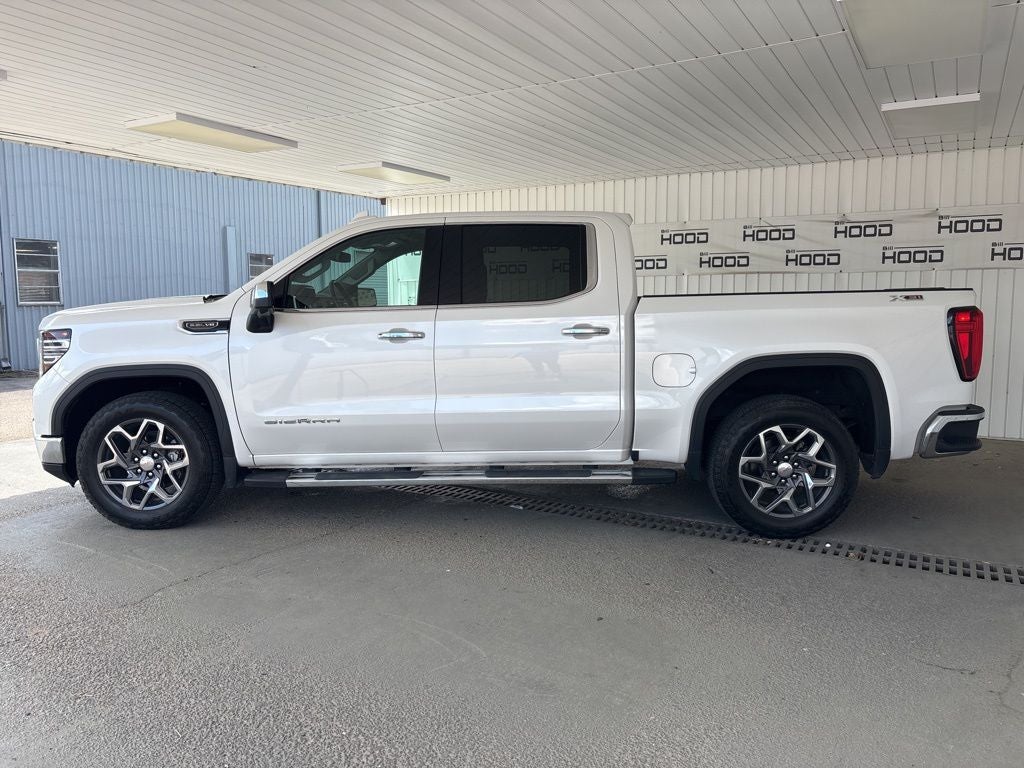 2022 GMC Sierra 1500 SLT