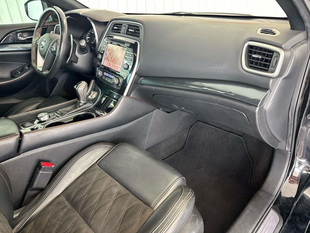 2021 Nissan Maxima SR
