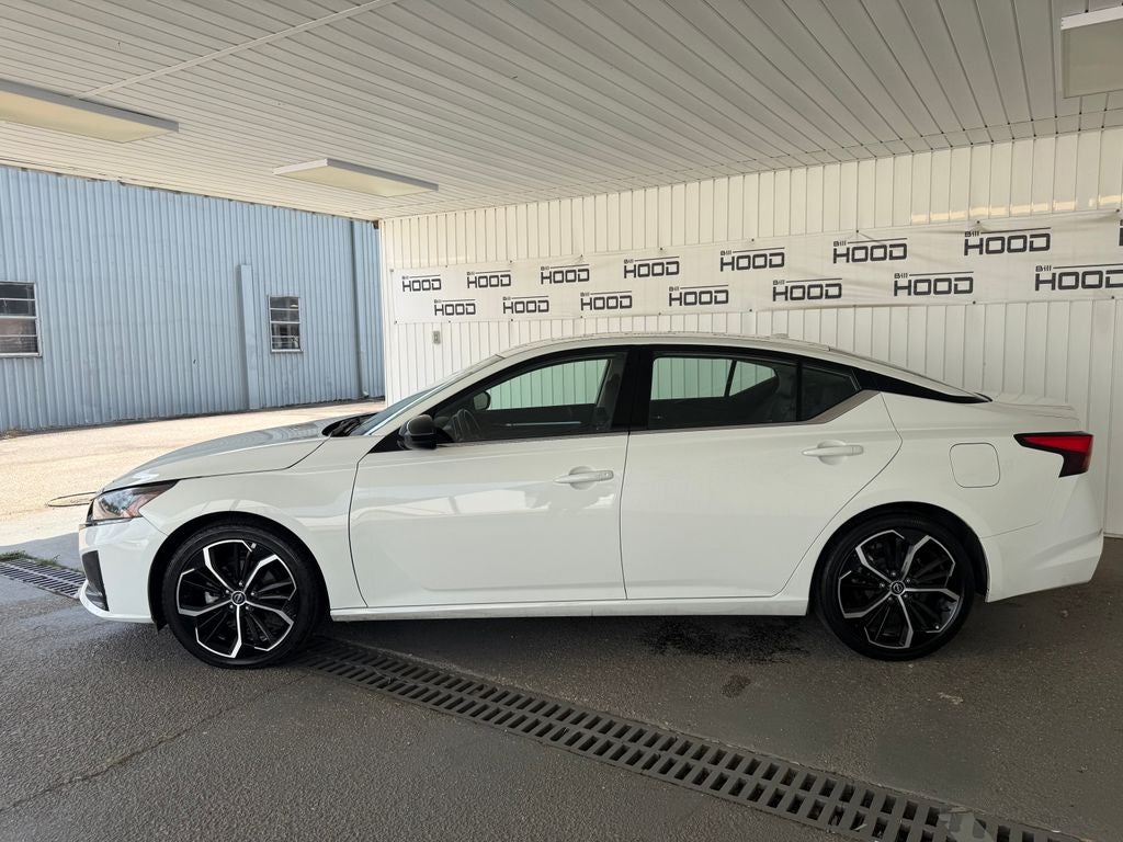2025 Nissan Altima 2.5 SR