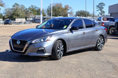 2022 Nissan Altima 2.5 SR
