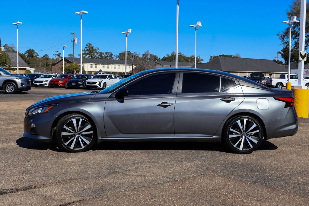 2022 Nissan Altima 2.5 SR
