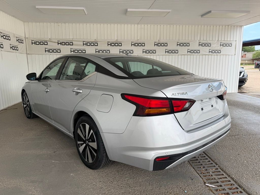 2022 Nissan Altima 2.5 SV