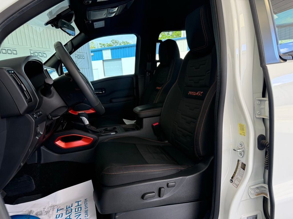 2025 Nissan Frontier PRO-4X