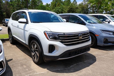 2025 Volkswagen Atlas 2.0T SE w/Technology