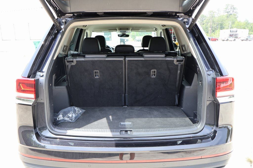 2024 Volkswagen Atlas 2.0T SE w/Technology