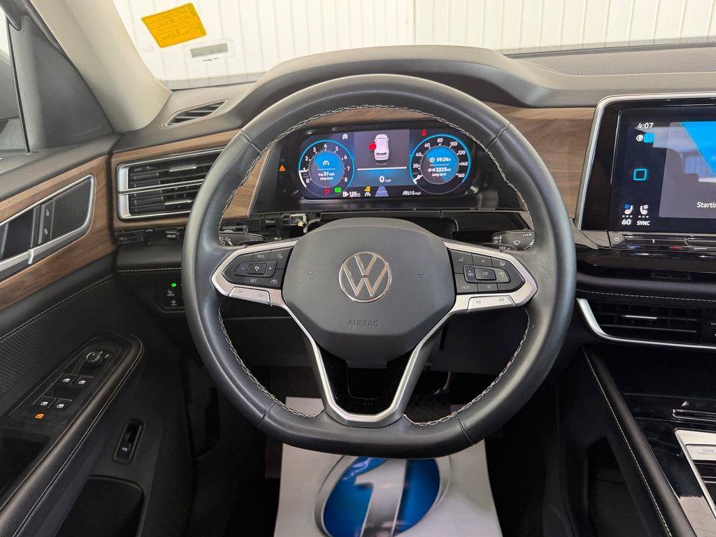 2024 Volkswagen Atlas 2.0T SE w/Technology