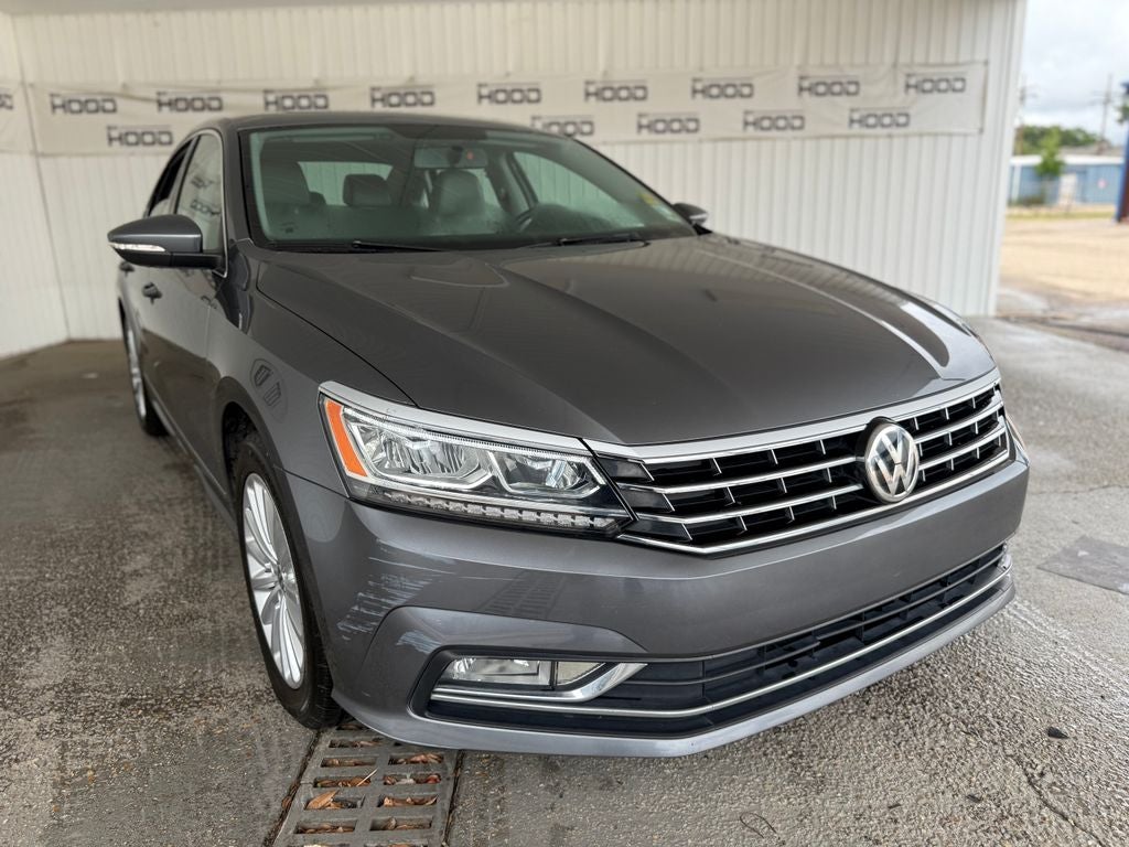 2016 Volkswagen Passat 1.8T SE Auto's photo