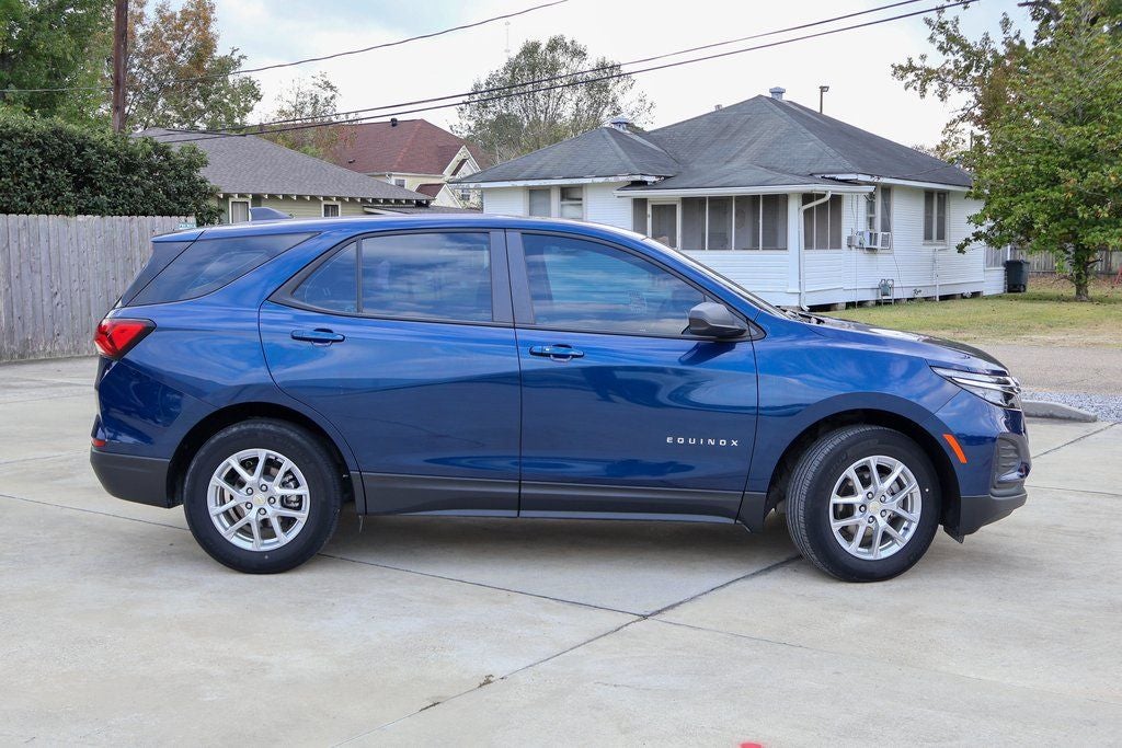 2023 Chevrolet Equinox LS