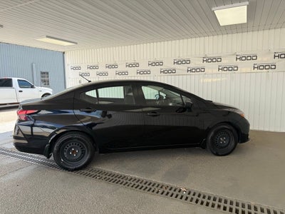 2023 Nissan Versa 1.6 S
