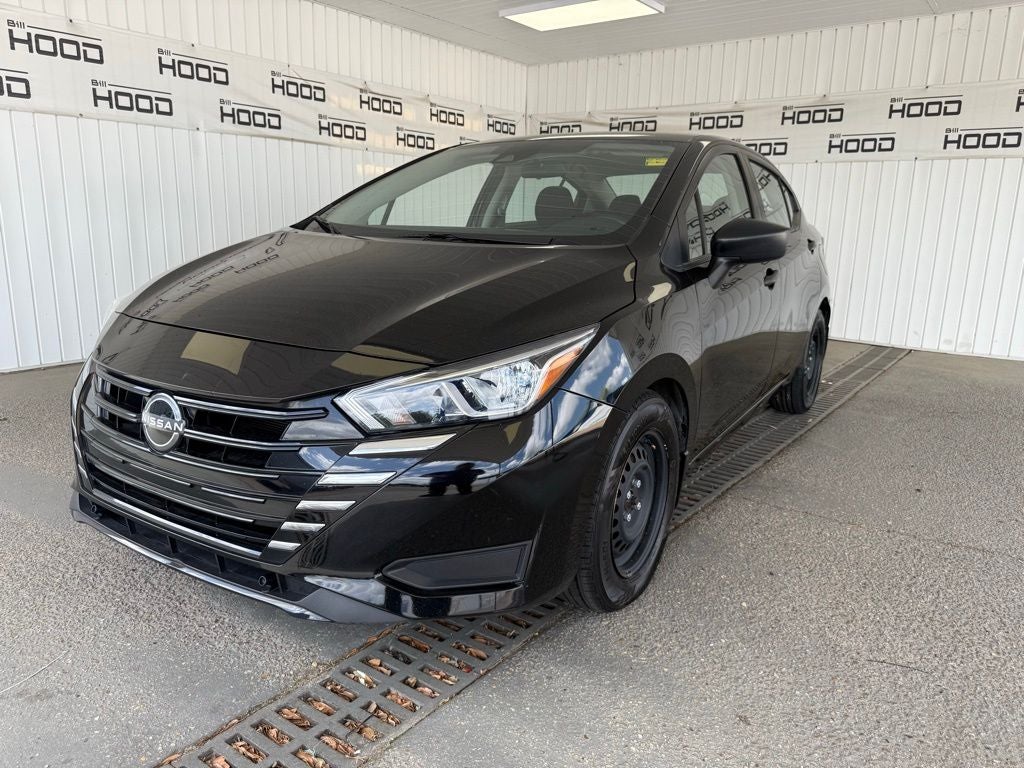 2023 Nissan Versa 1.6 S