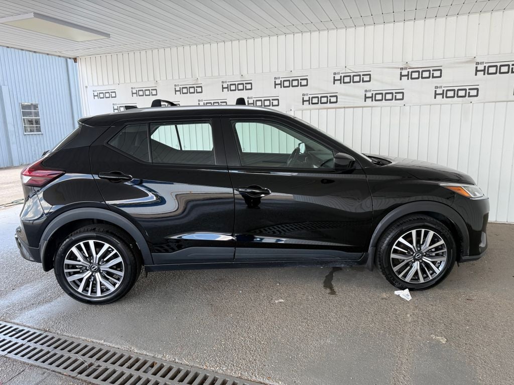 2024 Nissan Kicks SV