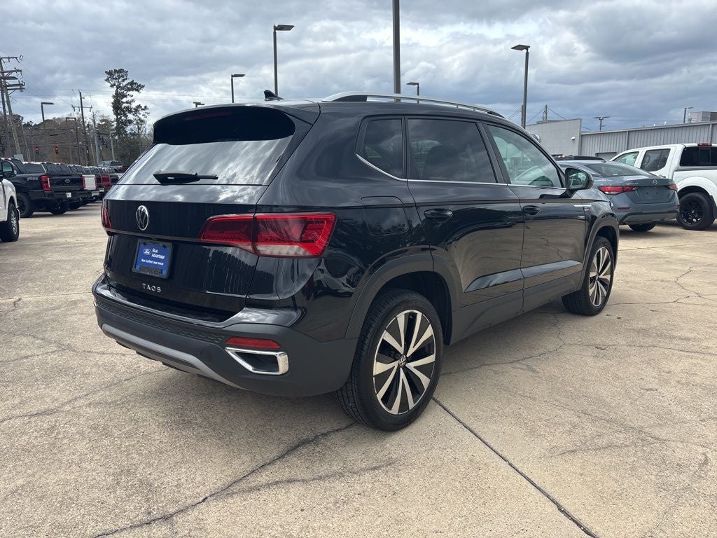 2024 Volkswagen Taos 1.5T SE