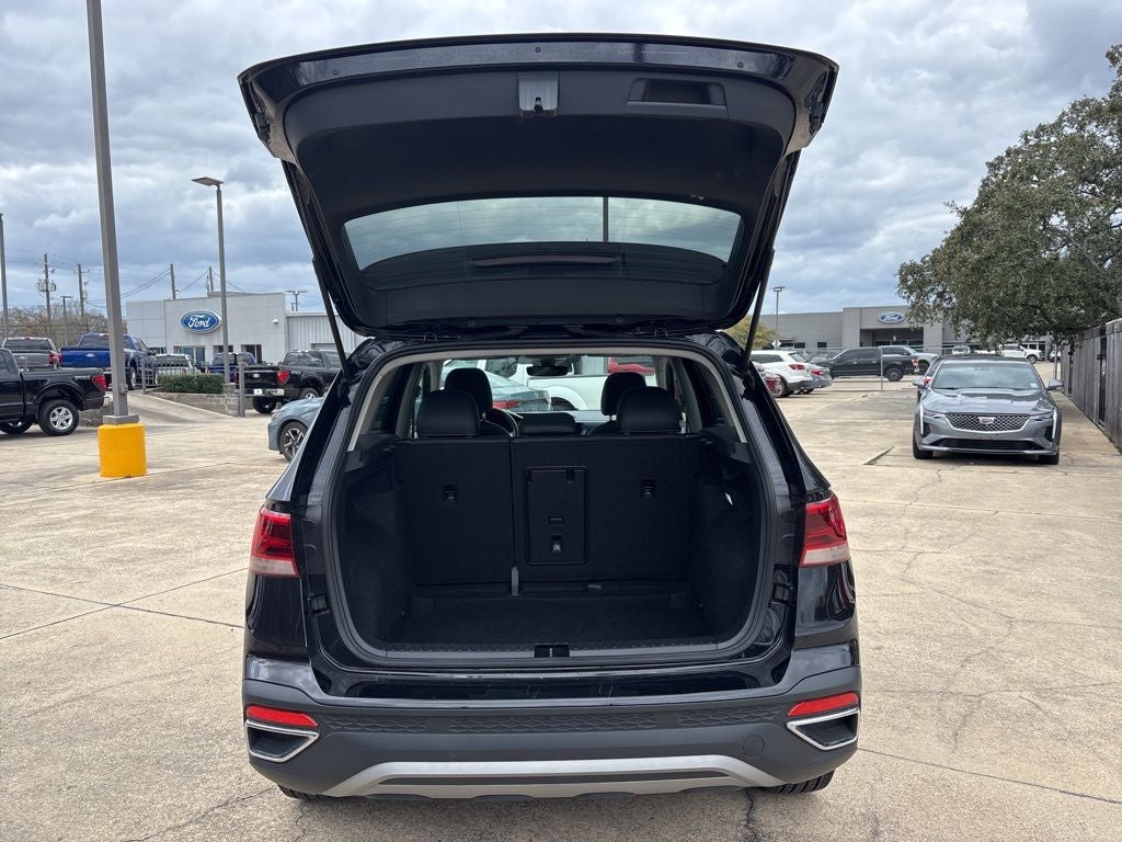 2024 Volkswagen Taos 1.5T SE