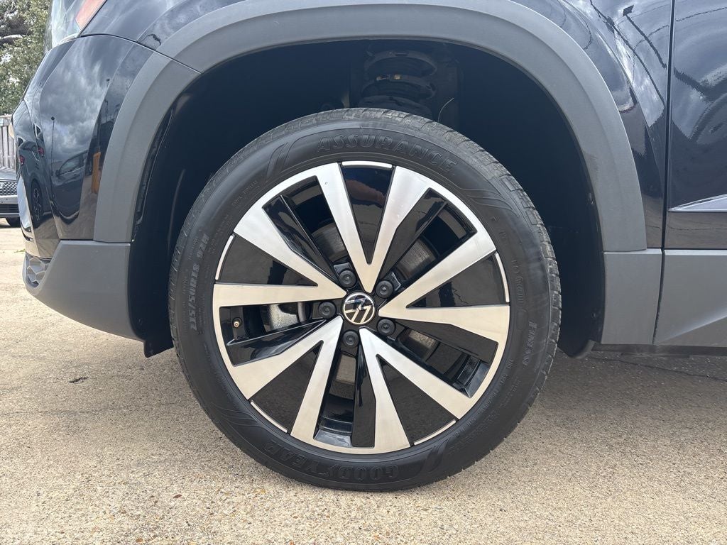 2024 Volkswagen Taos 1.5T SE